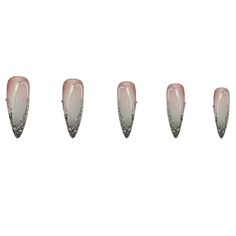 Trendy scharfeckige Nagelverstärkungen Karnz