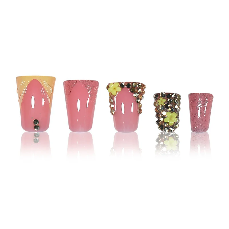 Glamorous Nagelkunst Set Karnz