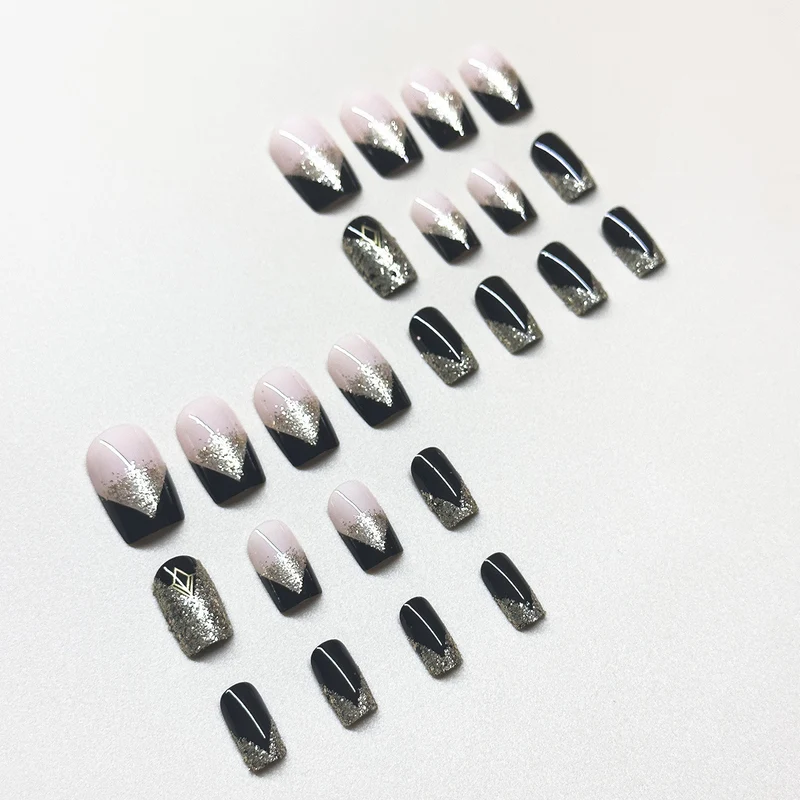 Glamouröse Nail Art Erweiterungen Karnz