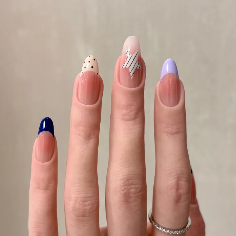 Künstlerisches Press-On-Nagel-Set mit modernen Designs Karnz