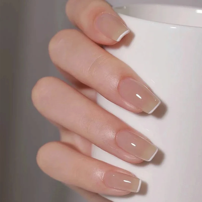 Künstlerisches Press-On-Nagelset mit glitzernden Sternakzenten Karnz