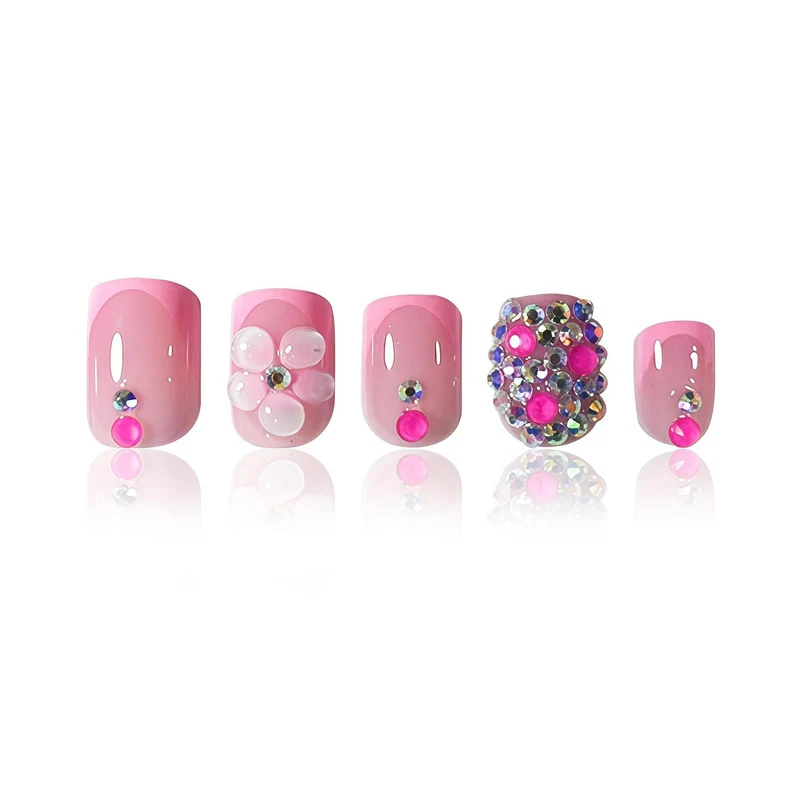 Blumiges Glitzer-Nagelkunst-Design Karnz