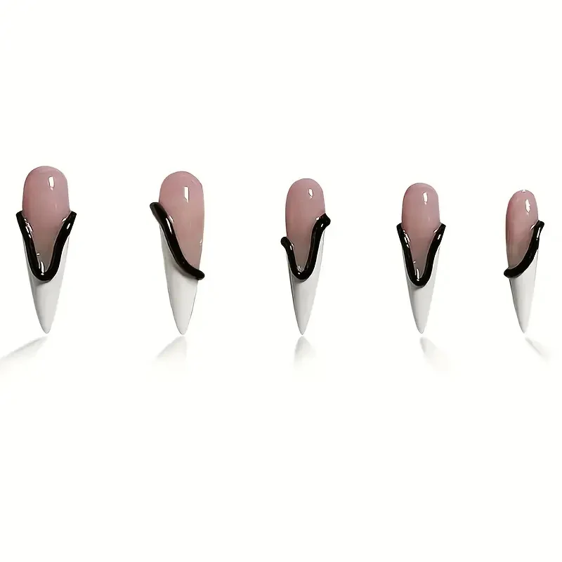 Elegante Stiletto-Nagelverstärkungen Karnz