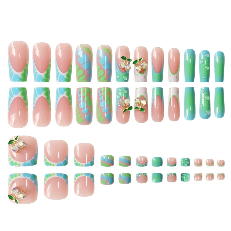 Dekorative Nagelkunst Karnz