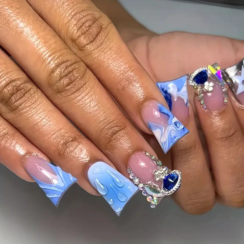 Dekorative Gel-Nagelveränderungen Karnz