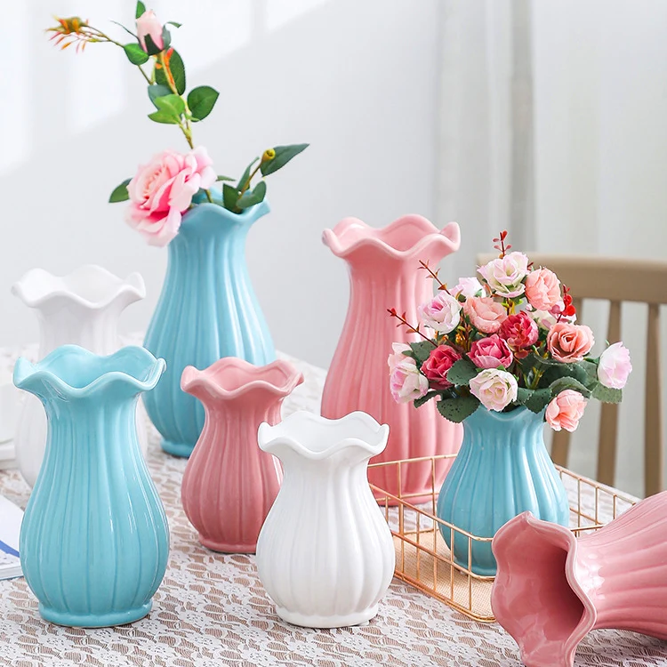 Elegant geformte Tischvase Karnz