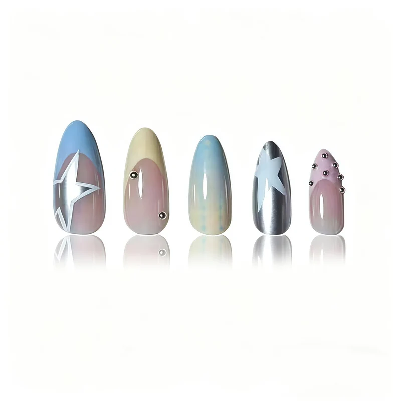 Dekorative 3D Nagelkunst-Verzierungen Karnz