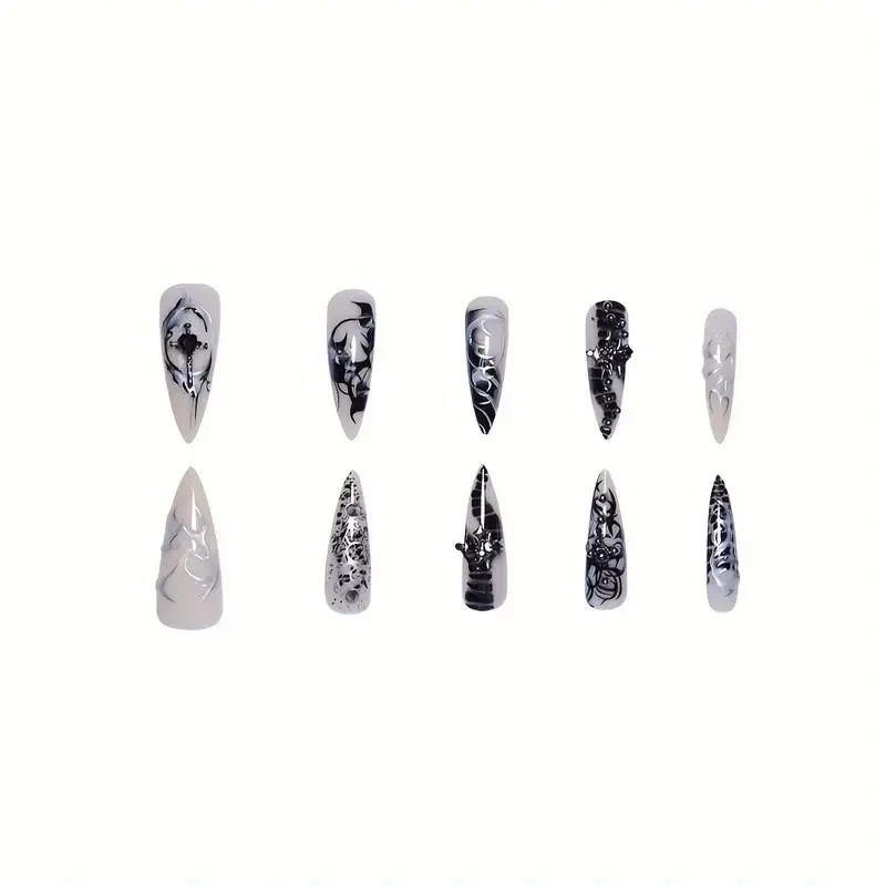 Künstlerische Stiletto-Nagelverstärkungen Karnz