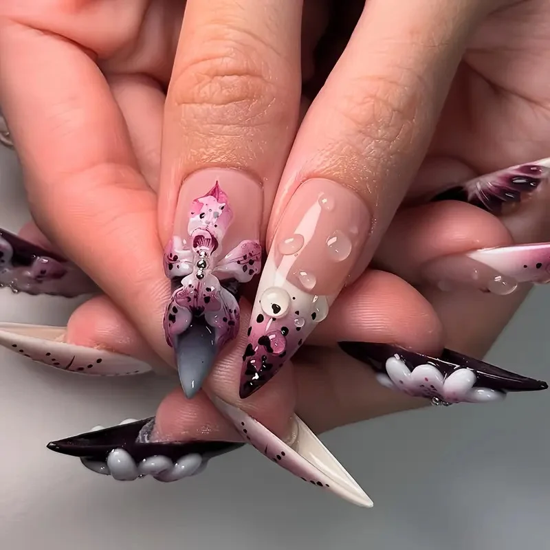 Künstlerische Prominente Nagelkunst Karnz