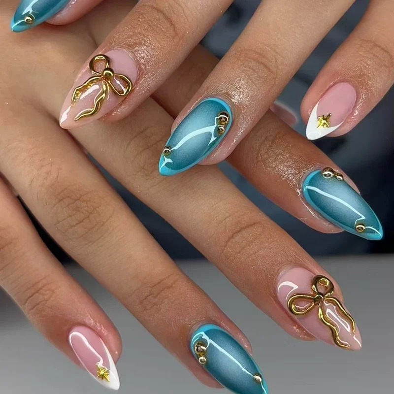 Künstlerische Nagelkunst-Verstärkungen Karnz