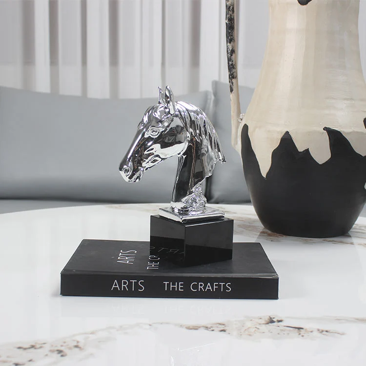 Majestic Horse Head Dekorative Skulptur