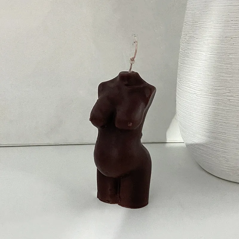Skulpturaler weiblicher Torso Duftsojawachskerze