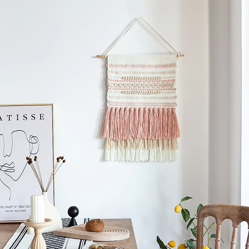 Gewebter Boho-Wandbehang mit Makramee-Fransen und handgearbeitetem Strukturrelief Karnz