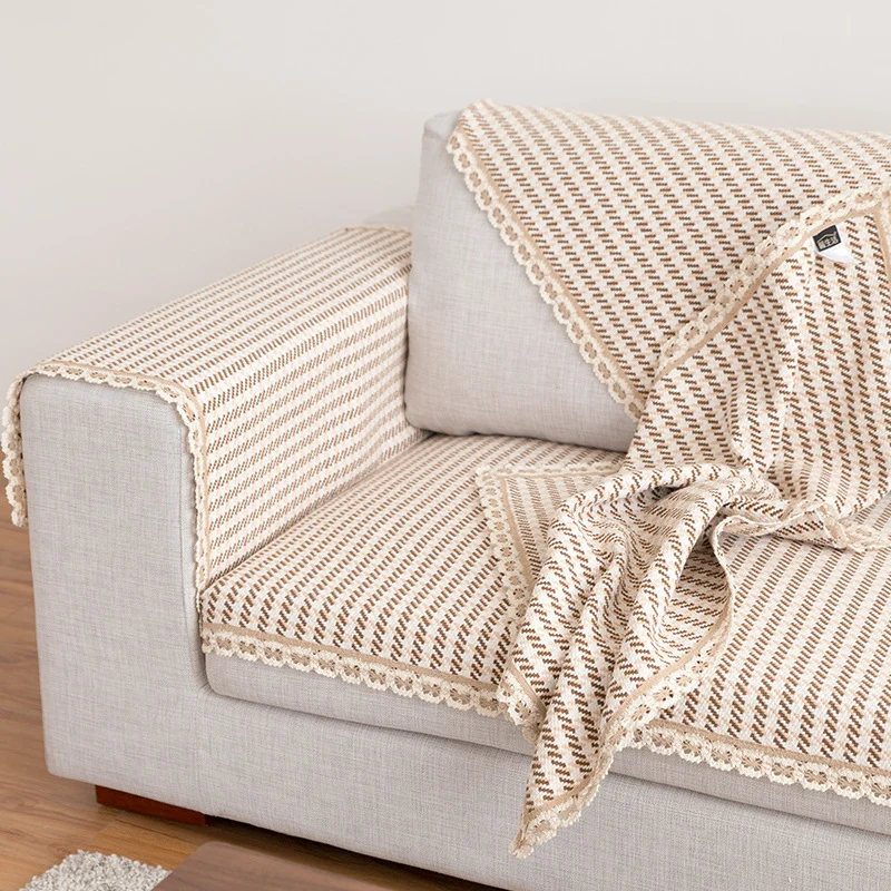Gehäkeltes Sofa-Überwurf-Set aus Baumwollmix mit rutschfester Sitzauflage und dekorativen Ecktüchern Karnz