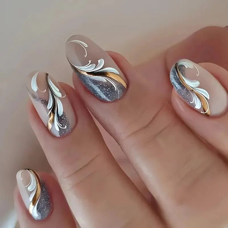 Glamouröse Glitzer Ombre Nagelverzierungen Karnz