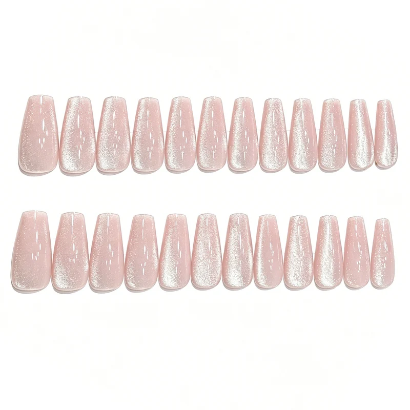 Glamouröser Glitter Ombre Nagelkunst Karnz