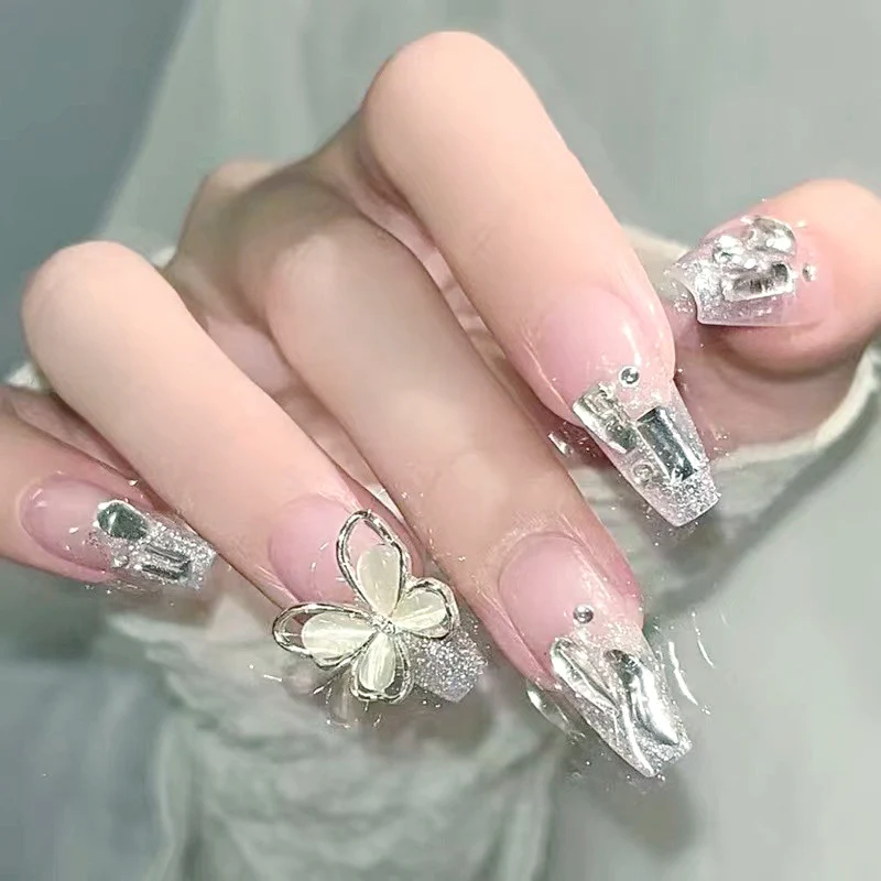 Glamouröse florale Acryl-Nagelkunst-Erweiterungen Karnz