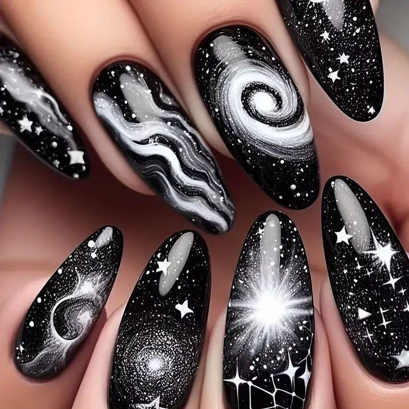 Galaxy-inspiriertes Press-On-Nagelset Karnz