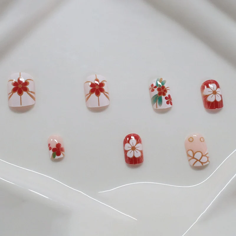 Blumenmuster Nagelkunst Karnz