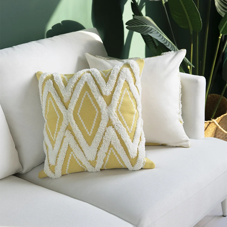 Dekorativer quadratischer Kissenbezug mit tufted Chenille‑Diamantrelief Karnz