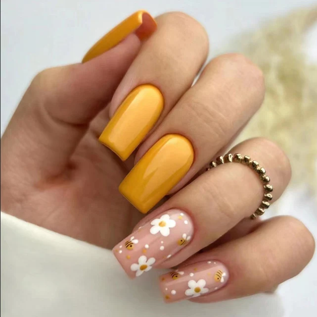 Blumenmuster Nagelkunst Set Karnz