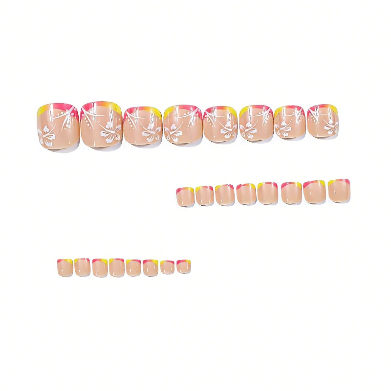Blumeninspiriertes Nageldesign Karnz