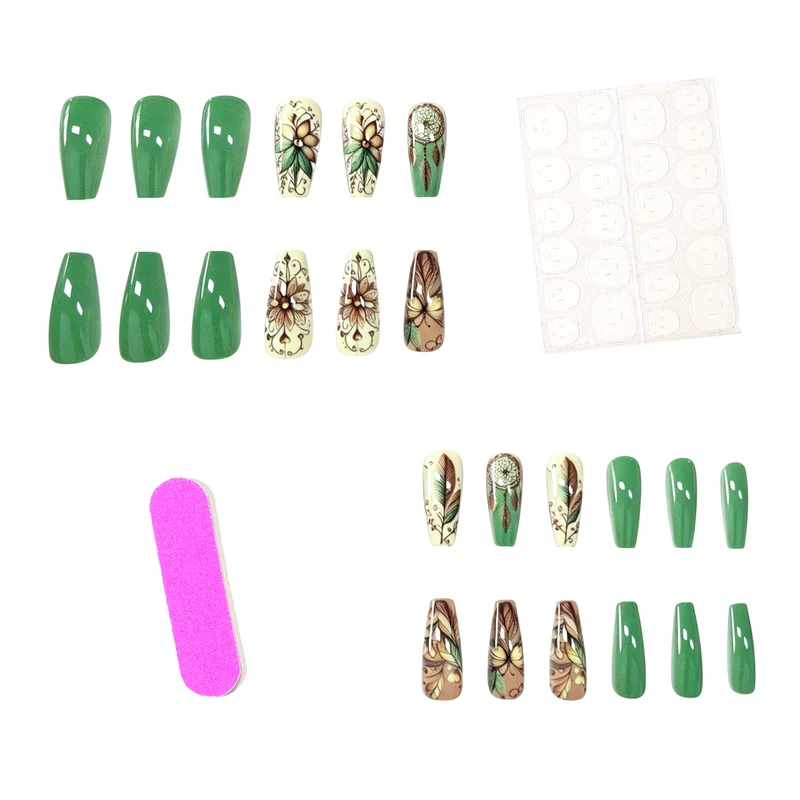 Florale inspirierte artikulierte Nagelverzierungen Karnz