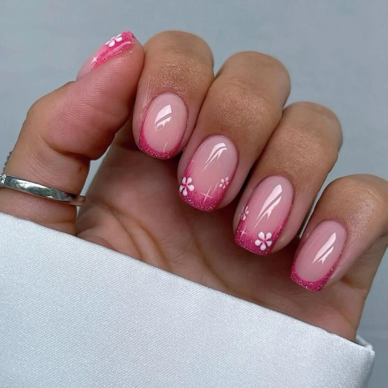 Floral Gradient Nail Art Karnz