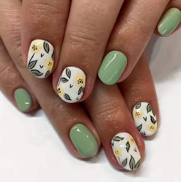 Florale Designs Nagelkunst Set Karnz