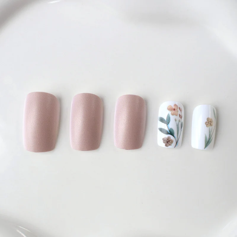 Blumendesign Dekorative Press-On Nagelverlängerungen Karnz