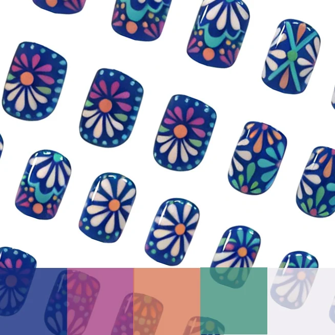 Florale dekorative Nagelkunst Verzierungen Karnz
