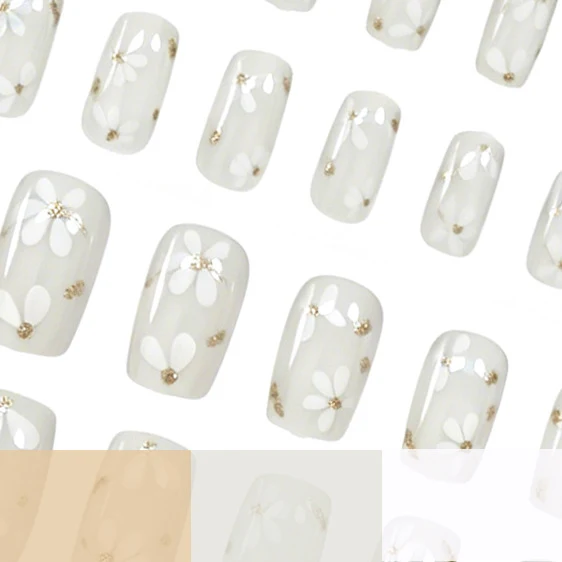 Blumenverzierte Acryl-Nagelkunstverlängerungen Karnz