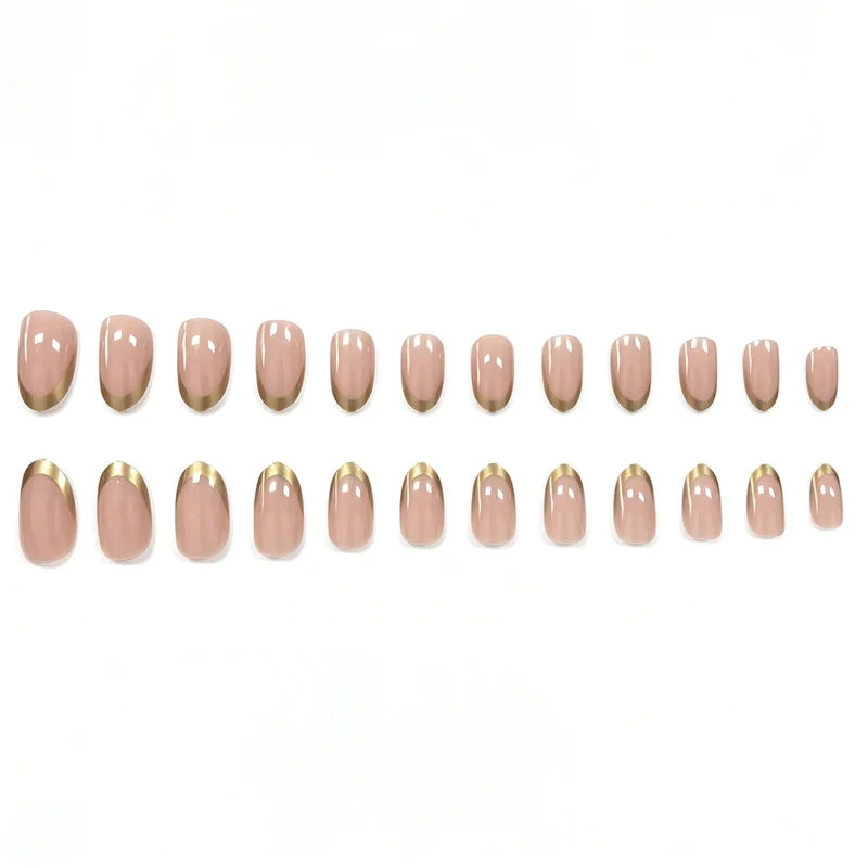 Elegante Metallic French Tip Nagelverzierung Karnz