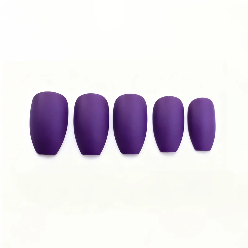 Elegante matte mandelförmige Nagelverlängerungen Karnz