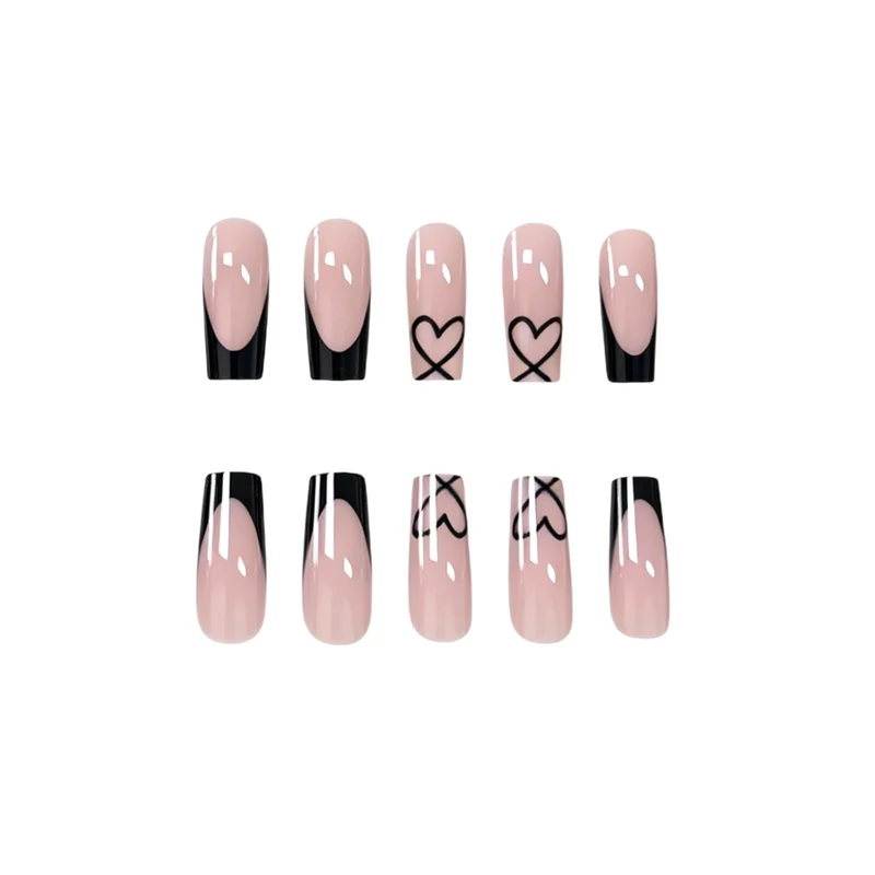 Elegantes herzgemustertes Acryl-Nageldesign Karnz