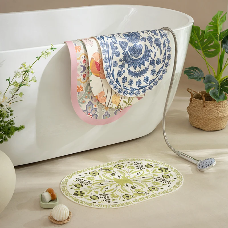 Ovales abwischbares Tischset aus Vinyl mit floralem Retro-Muster und rutschfester Rückseite Karnz