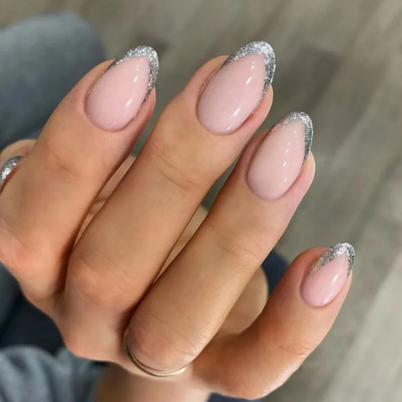 Elegante französische Tipp-Nagelverzierungen Karnz 1789915301