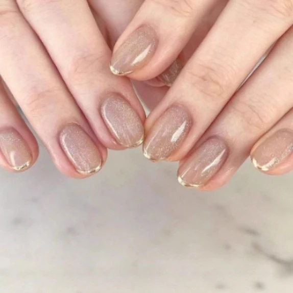 Elegante Französische Spitzen-Nagelkunstverlängerungen Karnz