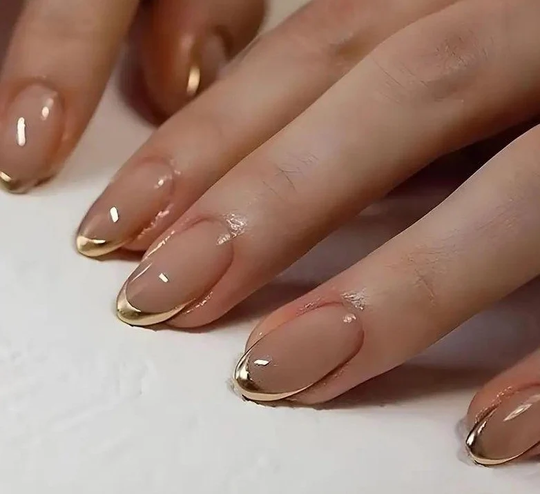 Elegante Französische Spitzen-Nagelkunstverlängerungen Karnz