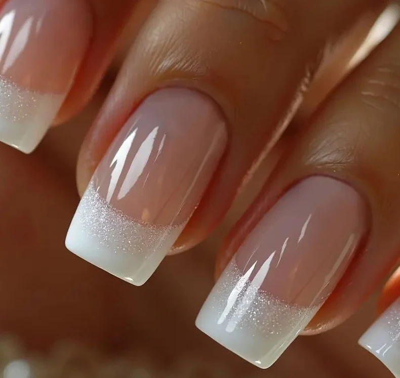 Elegante französische Spitzen-Acryl-Nagelverstärkungen Karnz 1789915301