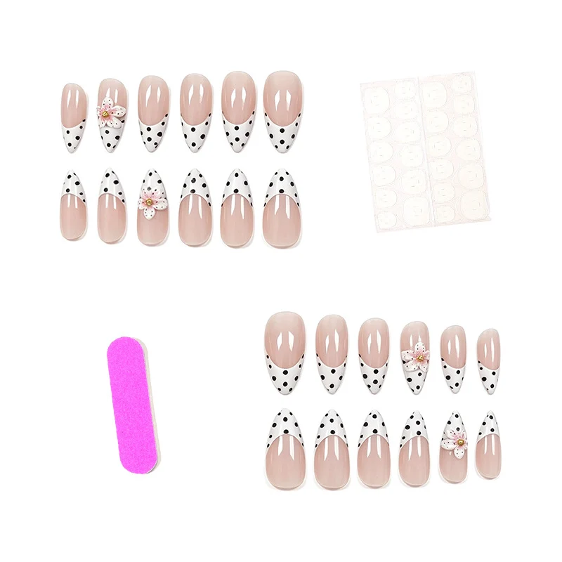 Elegante florale Spitzen-Acrylnagelverstärkungen Karnz