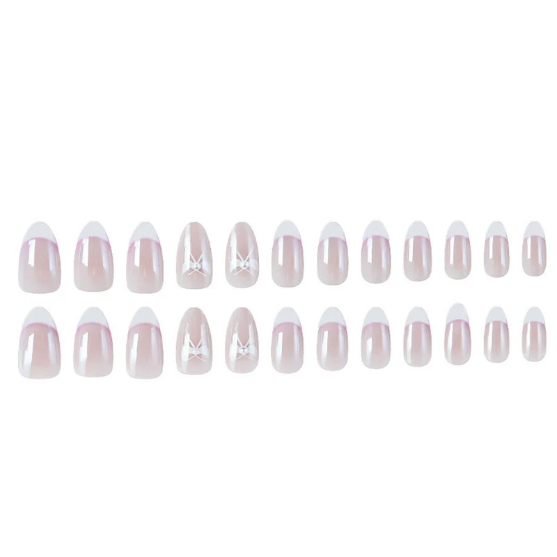 Elegante florale französische Spitzen-Nagelerweiterungen Karnz