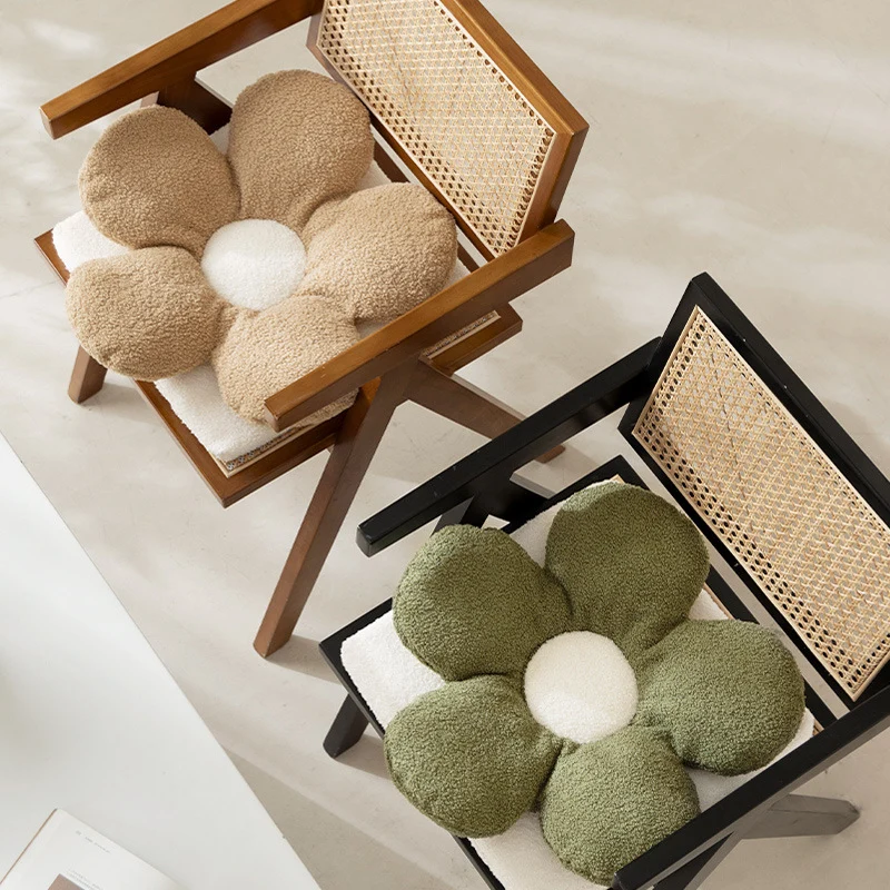 Gepolstertes Blumen-Sitzkissen mit Teddyplüsch und ergonomischen Polstern Karnz