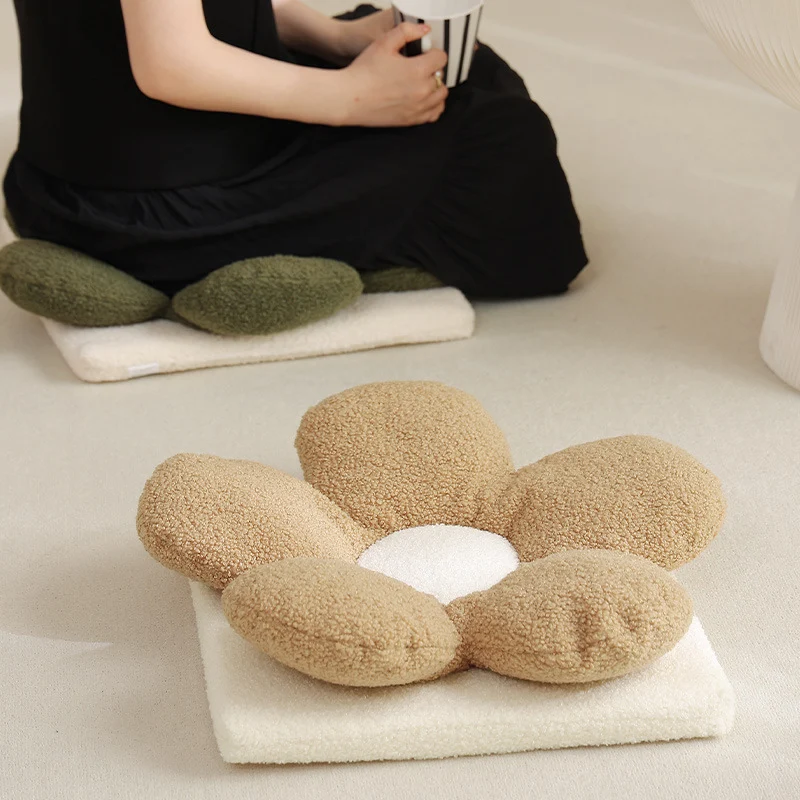 Gepolstertes Blumen-Sitzkissen mit Teddyplüsch und ergonomischen Polstern Karnz