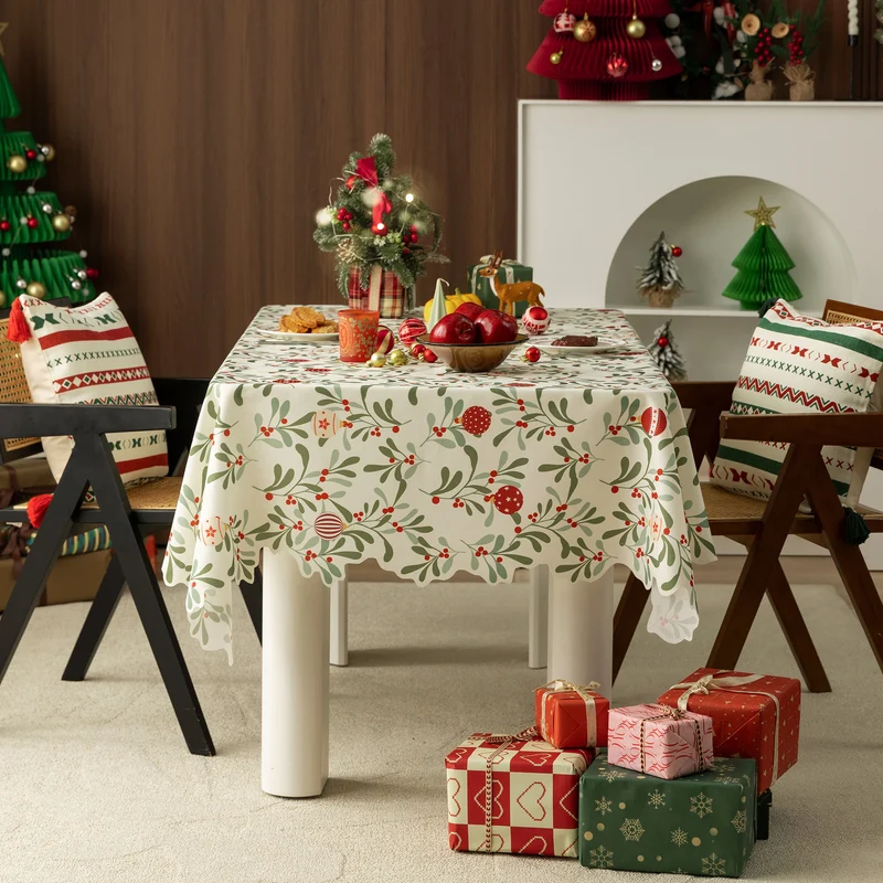 Festliche rechteckige Tischdecke mit Mistel- und Christbaumkugel‑Motiv Karnz