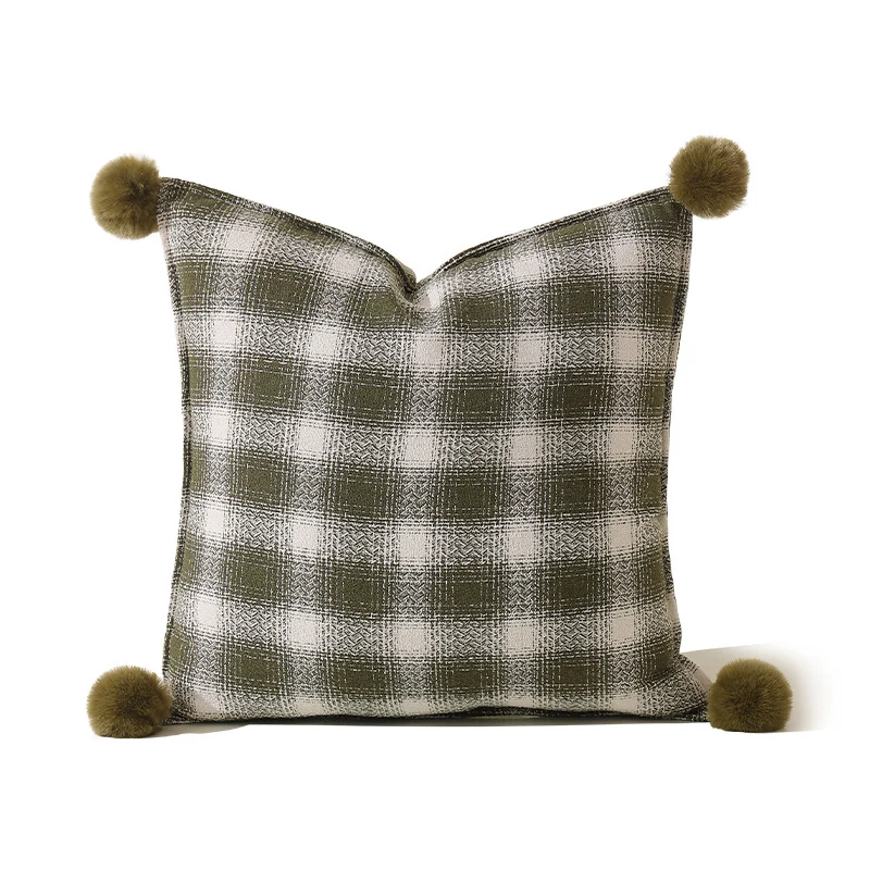 Dekorativer quadratischer Kissenbezug mit Pompon-Ecken und kariertem Jacquardmuster Karnz