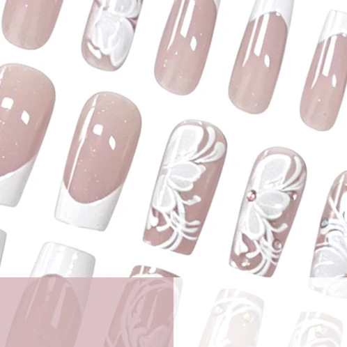 Elegante florale Acryl-Nagelkunst Karnz