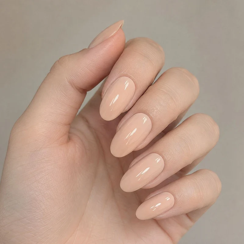Elegante mandelförmige Nagelverzierungen Karnz 1789915273