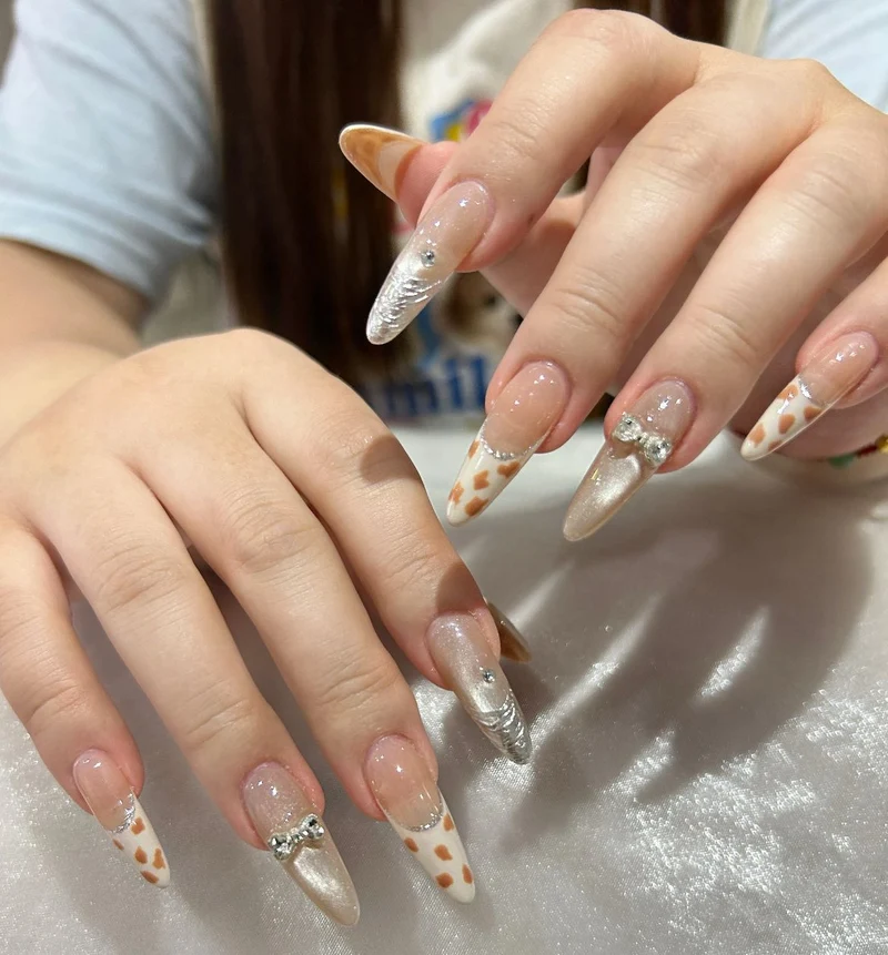 Dekorativer 3D Nagelkunst-Kit Karnz