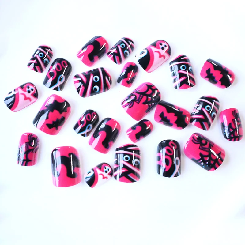Kreatives Themen-Press-On-Nagelset Karnz